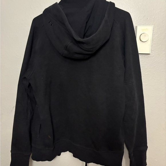 Lululemon Mens Black Hooded Jacket - Picture 5 of 5